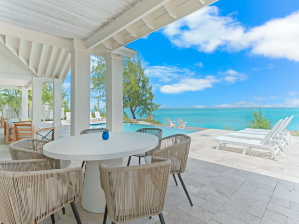 Luxurious 7-Bedroom Beachfront Retreat in Little Exuma, Bahamas